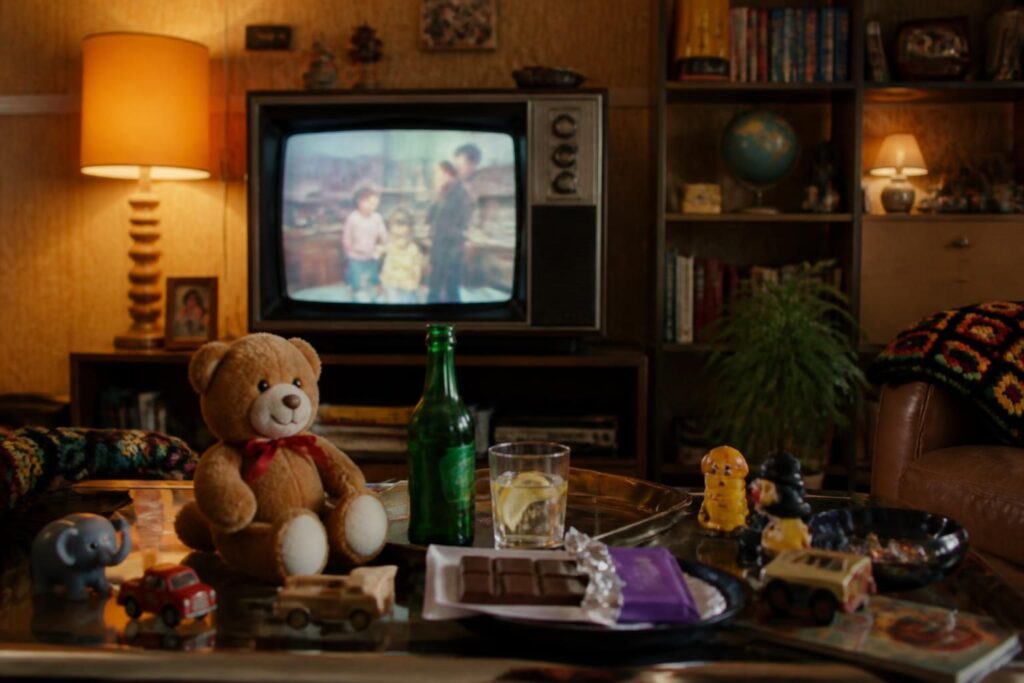 découvrez les publicités cultes qui ont marqué l'histoire de la télévision française et sont devenues des souvenirs inoubliables pour plusieurs générations.
